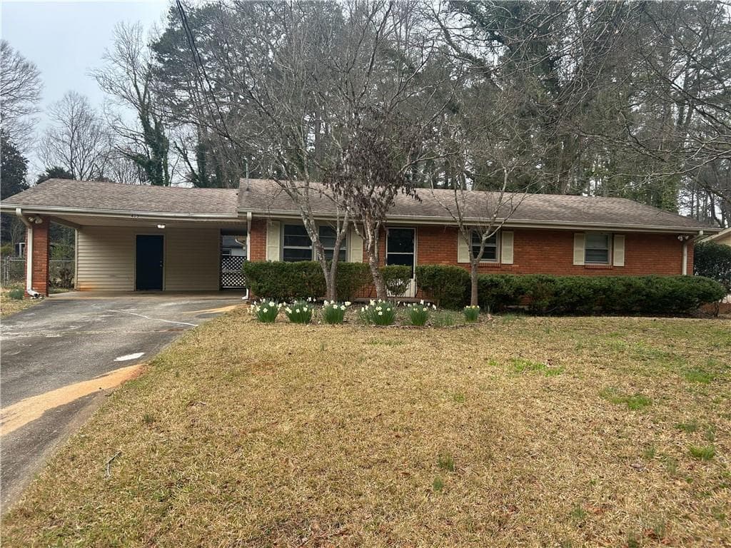 3 bedroom, 2 bathroom single family residence sold at 403 Colchester Drive, Stone Mountain, GA 30088