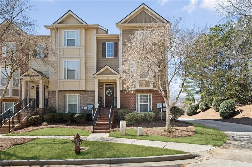 3 bedroom, 4 bathroom townhouse sold at 3930 Covey Flush Court 21, Smyrna, GA 30082
