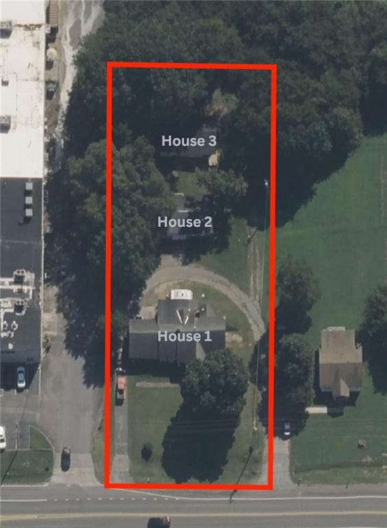 triplex sold at 1308 S Wall Street, Calhoun, GA 30701