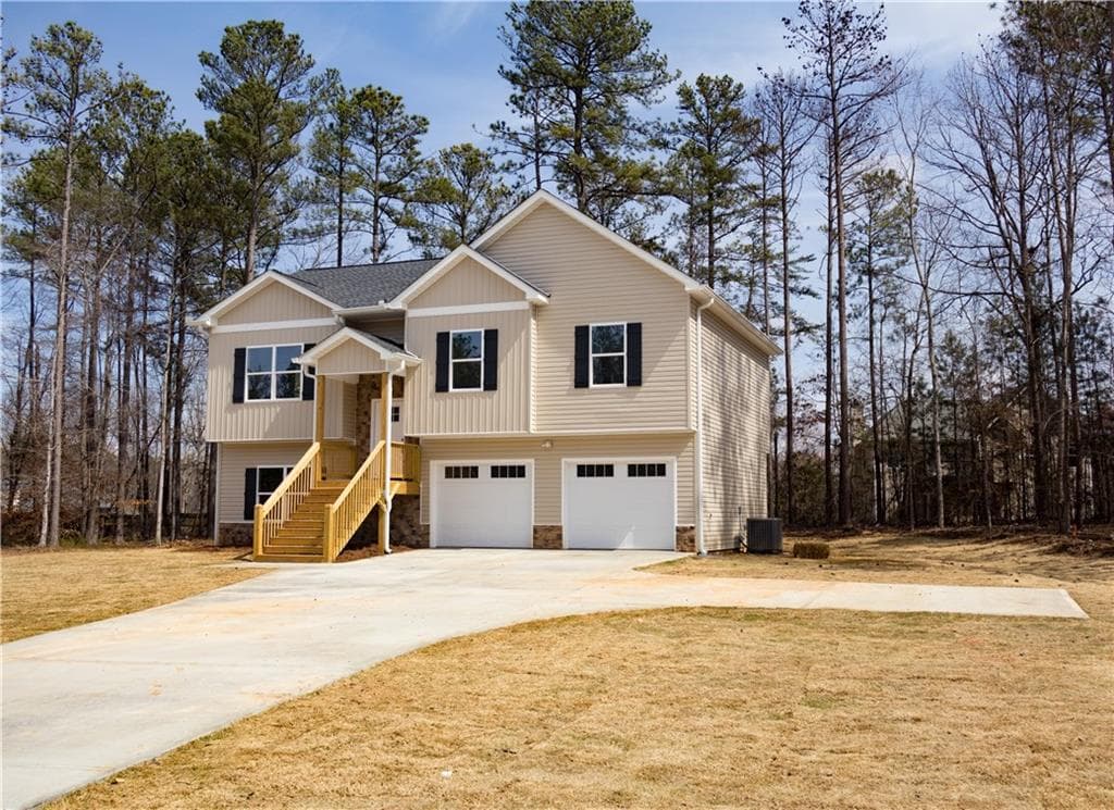 3 bedroom, 3 bathroom single family residence sold at 724 Vinson Mountain Crossing Road, Rockmart, GA 30153