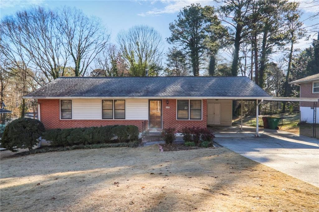 4 bedroom, 2 bathroom single family residence sold at 4676 Ridgewood Drive, Forest Park, GA 30297
