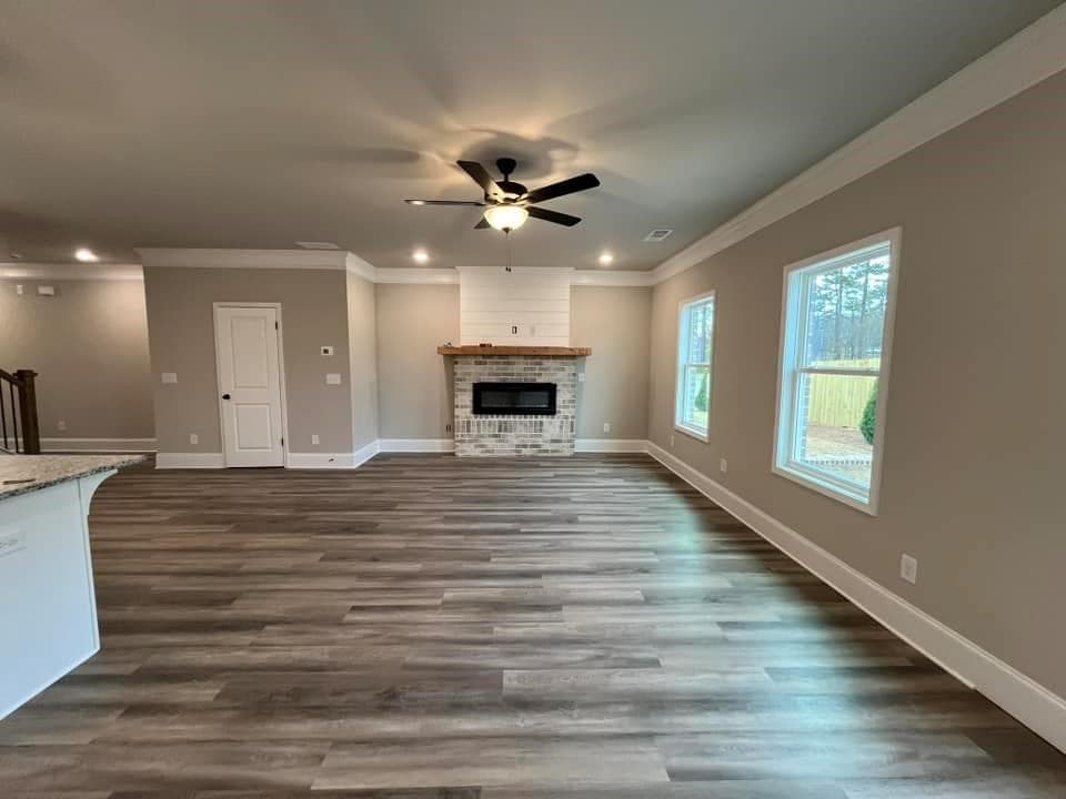 3 bedroom, 3 bathroom, 1,943 sq ft townhouse for sale at 15 Creekside Commons Drive, Hoschton, GA 30548 — photo 5