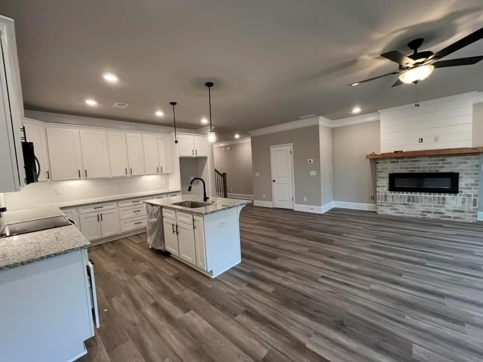 3 bedroom, 3 bathroom, 1,943 sq ft townhouse for sale at 15 Creekside Commons Drive, Hoschton, GA 30548 — photo 6