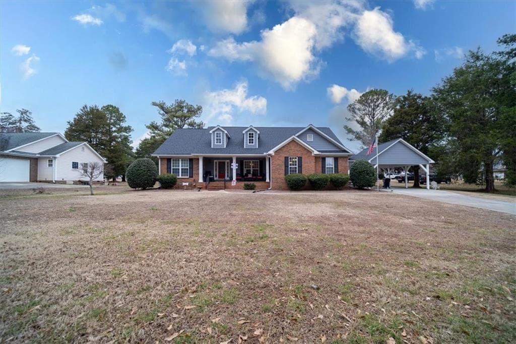 3 bedroom, 2 bathroom single family residence sold at 204 Georgia Lane, Cedartown, GA 30125
