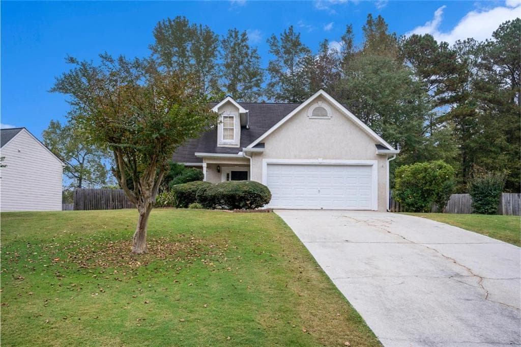 3 bedroom, 3 bathroom single family residence sold at 142 Parkside Drive, Stockbridge, GA 30281