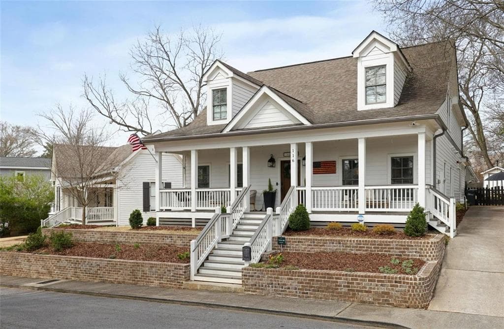 4 bedroom, 4 bathroom single family residence sold at 116 HOLLAND Street, Marietta, GA 30064