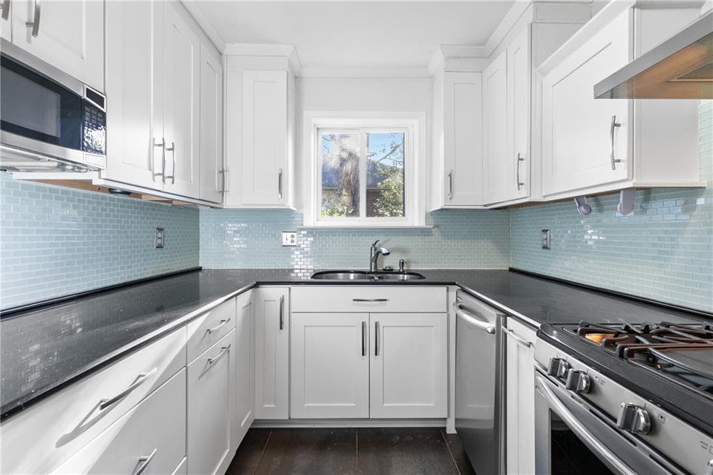2 bedroom, 1 bathroom condominium sold at 343 8th Street G2, Atlanta, GA 30309