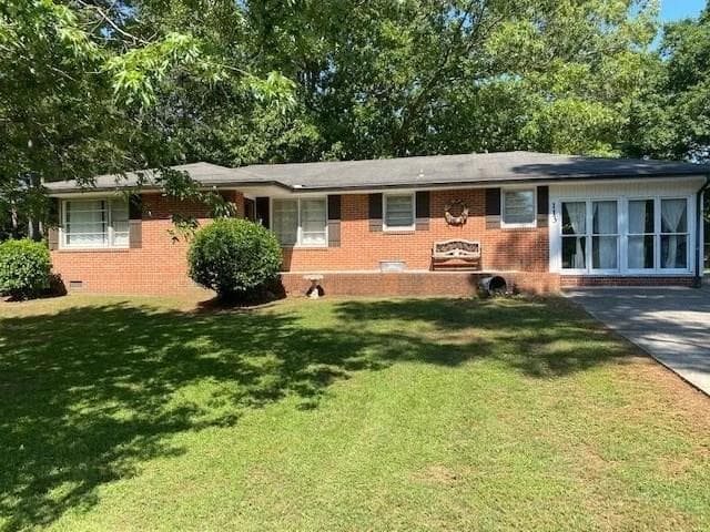 2 bedroom, 1 bathroom single family residence sold at 113 Diane Drive Drive, Dalton, GA 30721