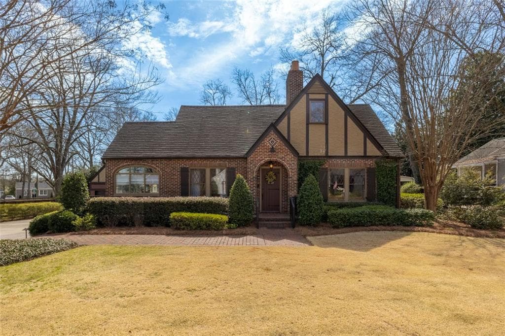 4 bedroom, 4 bathroom single family residence sold at 112 Bold Springs Avenue, Monroe, GA 30655