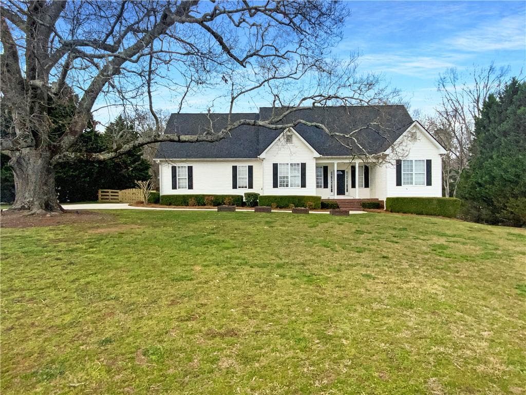 3 bedroom, 2 bathroom single family residence sold at 45 Fiddle Creek, Social Circle, GA 30025