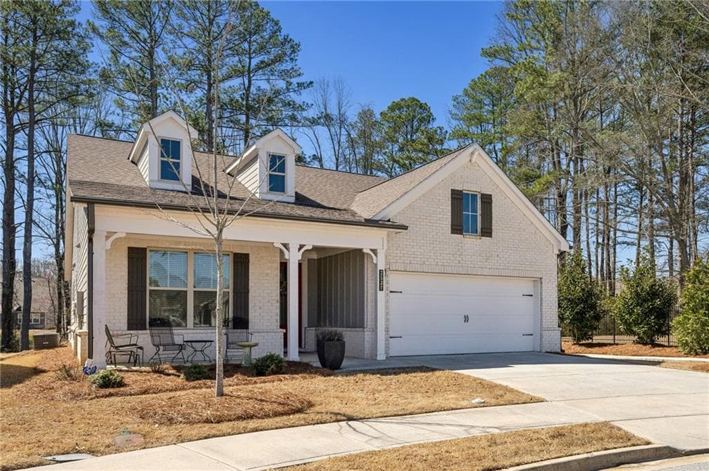 3 bedroom, 2 bathroom single family residence sold at 2537 Oak Barrel Drive, Snellville, GA 30078