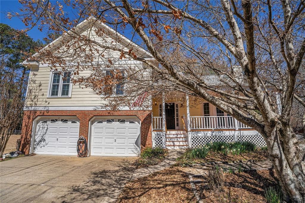 3 bedroom, 3 bathroom single family residence sold at 3423 Conley Downs Drive, Powder Springs, GA 30127