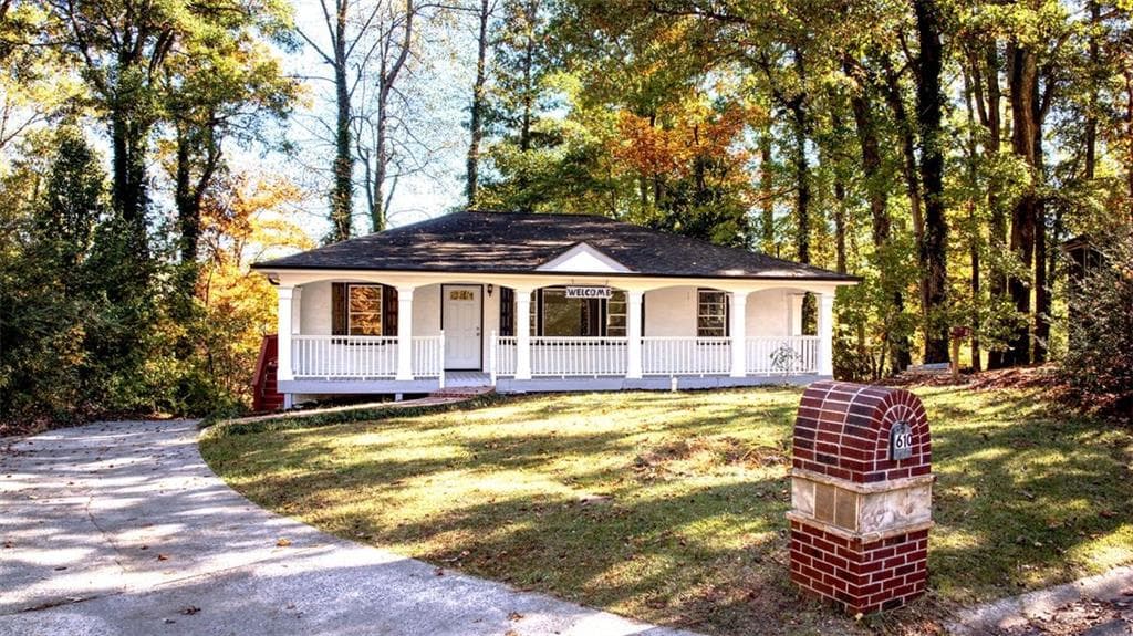4 bedroom, 3 bathroom single family residence sold at 610 WALNUT Place, Marietta, GA 30060