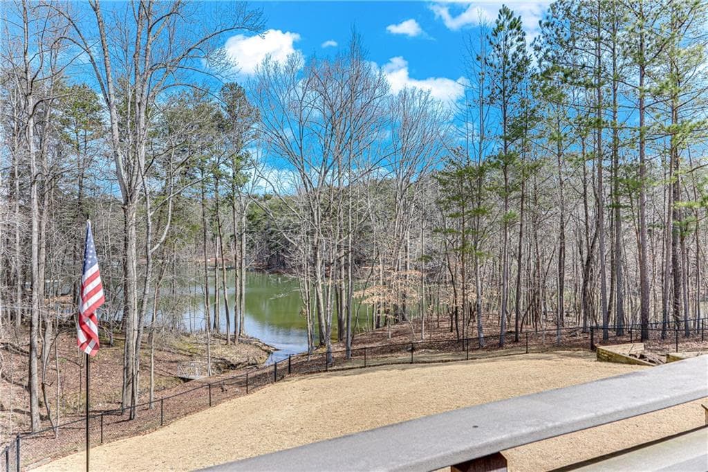 4 bedroom, 6 bathroom single family residence sold at 2611 Gold Leaf Point, Gainesville, GA 30504