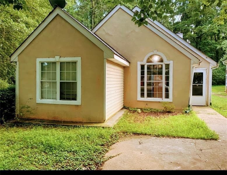 3 bedroom, 2 bathroom, 1,314 sq ft single family residence sold at 633 Sandys Lane, Atlanta, GA 30354