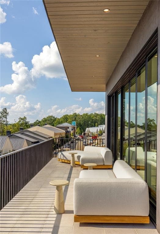 4 bedroom, 6 bathroom, 5,082 sq ft single family residence for sale at 1131 Lupo Loop, Chattahoochee Hills, GA 30268 — photo 9