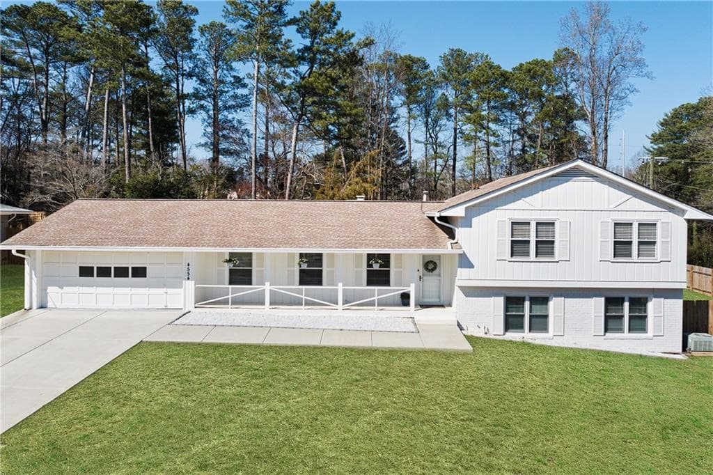 4 bedroom, 3 bathroom single family residence sold at 4554 Mountain Creek Drive, Roswell, GA 30075