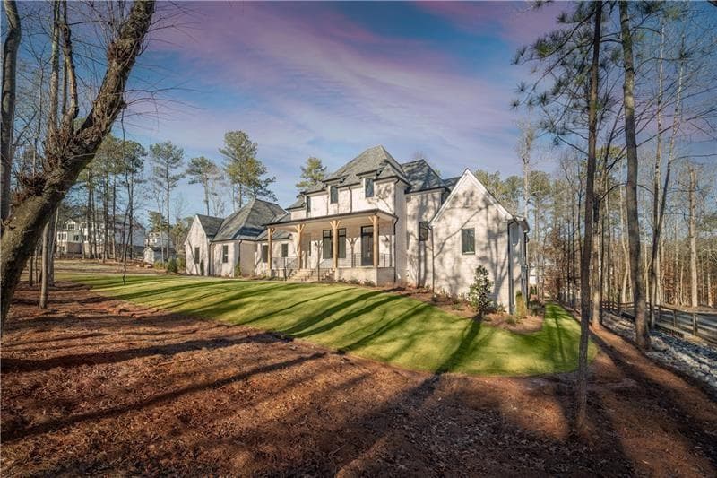 5 bedroom, 6 bathroom single family residence sold at 16395 Henderson Road, Milton, GA 30004