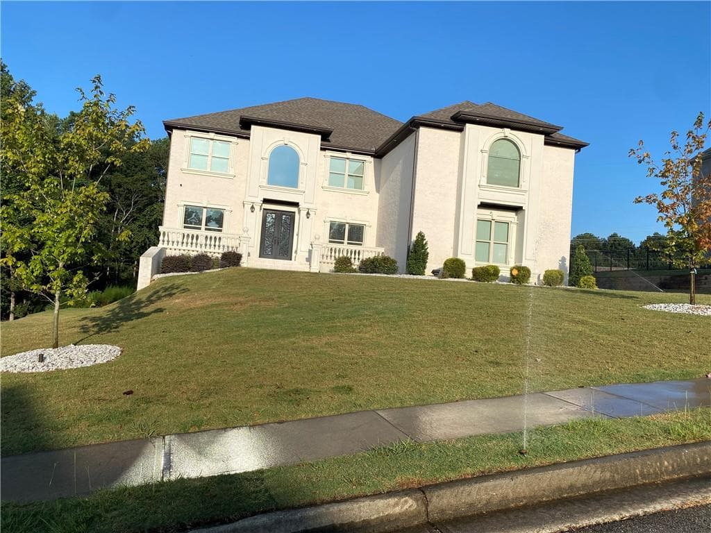 7 bedroom, 8 bathroom, 6,600 sq ft single family residence under contract at 3312 STEEPLE CHASE Way, Conyers, GA 30094 — photo 2