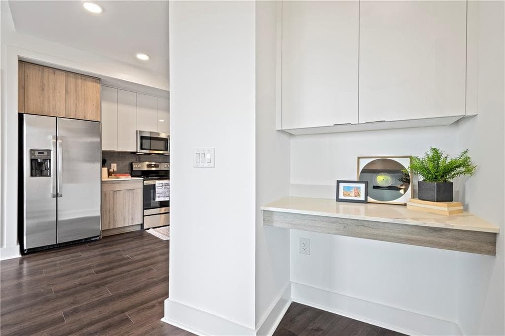 2 bedroom, 2 bathroom, 1,015 sq ft apartment for rent at 1777 Peachtree Street 519, Atlanta, GA 30309 for $2,369 a month — photo 10