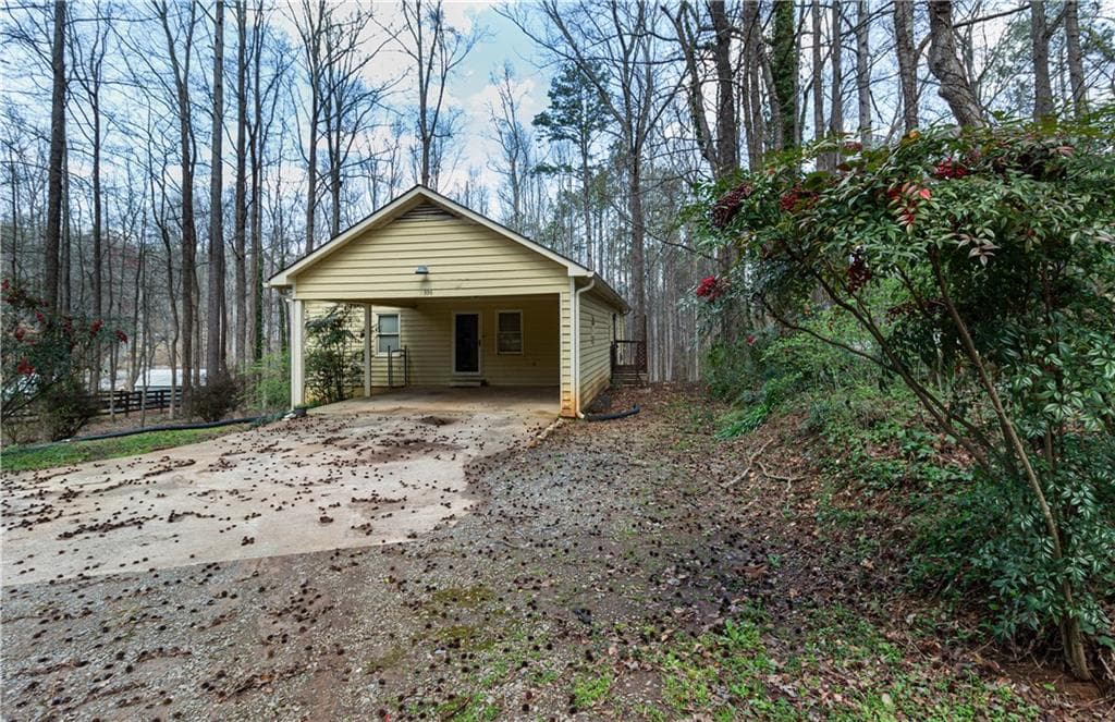 2 bedroom, 2 bathroom single family residence sold at 336 Shady Lane Circle, Canton, GA 30115