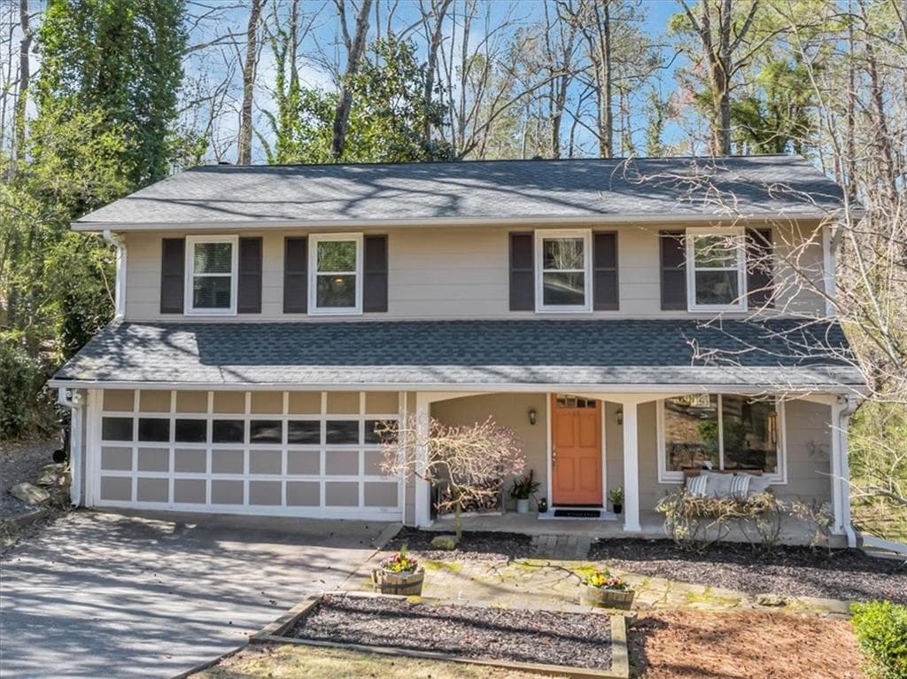 4 bedroom, 3 bathroom single family residence sold at 330 Knoll Woods Drive, Roswell, GA 30075