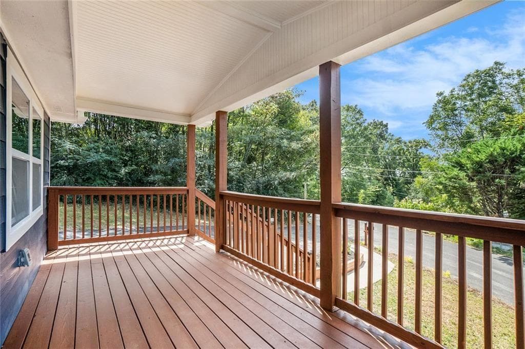 3 bedroom, 2 bathroom single family residence sold at 131 Roosevelt Street, Cartersville, GA 30120