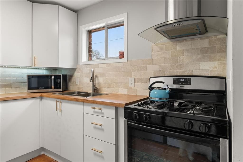 5558 Kingsport Drive 27, Atlanta, GA 30342 — most recent listing photo