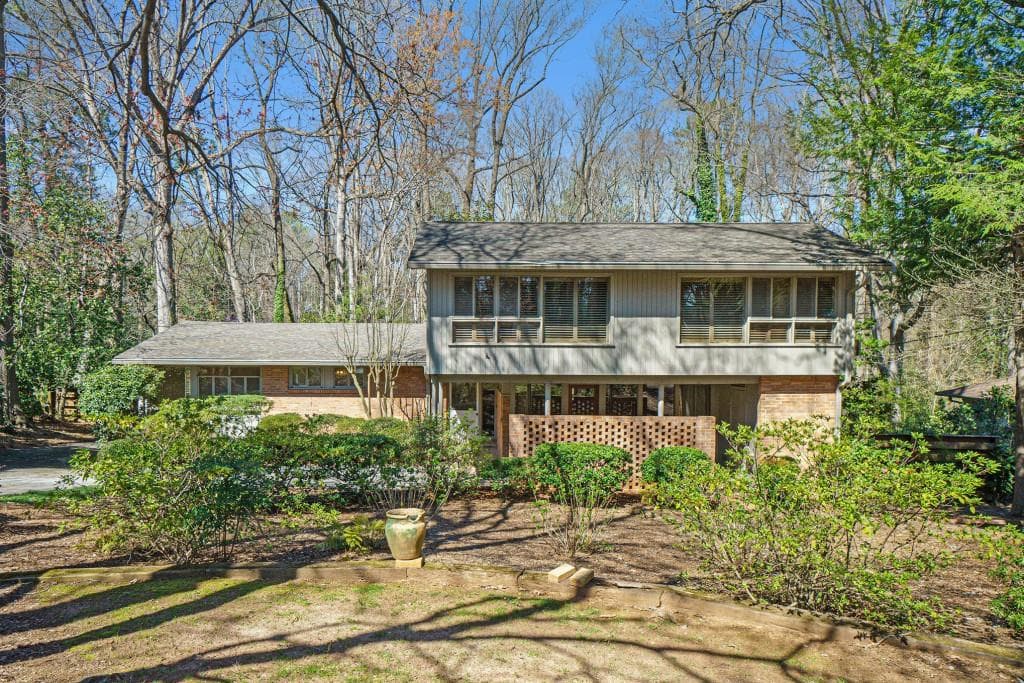 4 bedroom, 2 bathroom single family residence sold at 2124 Azalea Circle, Decatur, GA 30033
