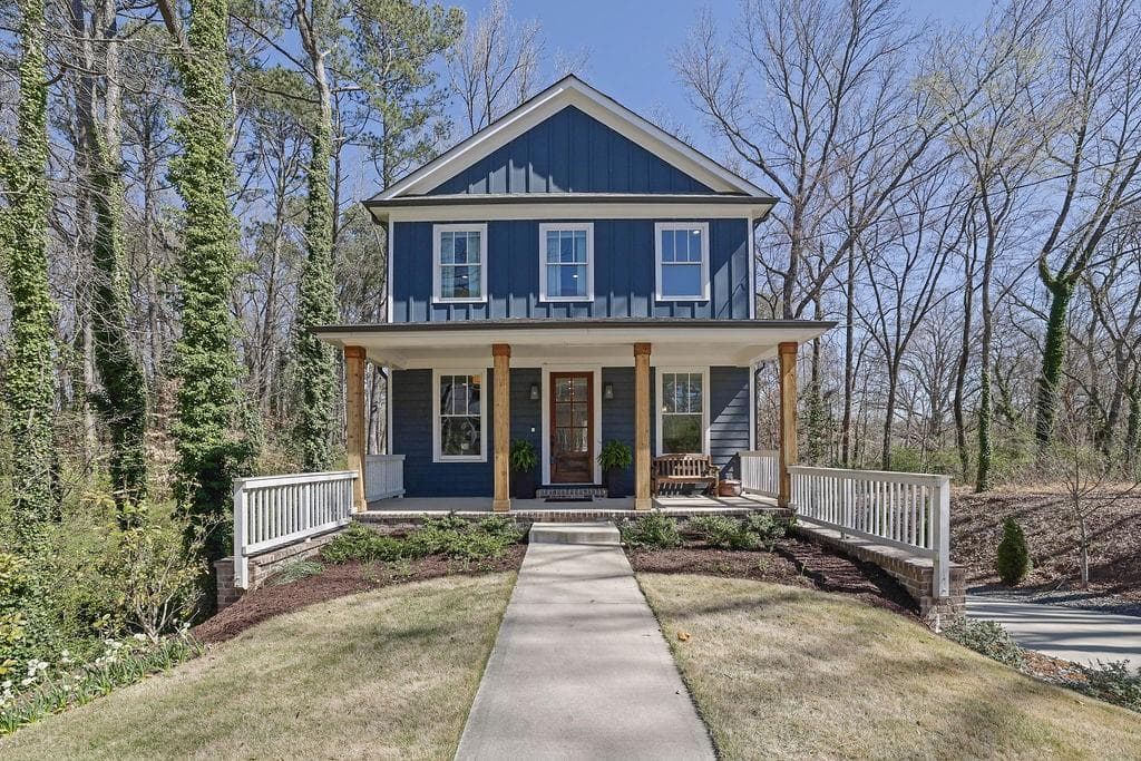 4 bedroom, 4 bathroom single family residence sold at 1889 Felker Ward Street, Atlanta, GA 30318