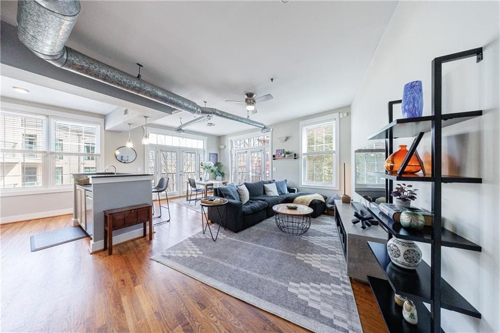 2 bedroom, 2 bathroom condominium sold at 1029 Piedmont Avenue 305, Atlanta, GA 30309