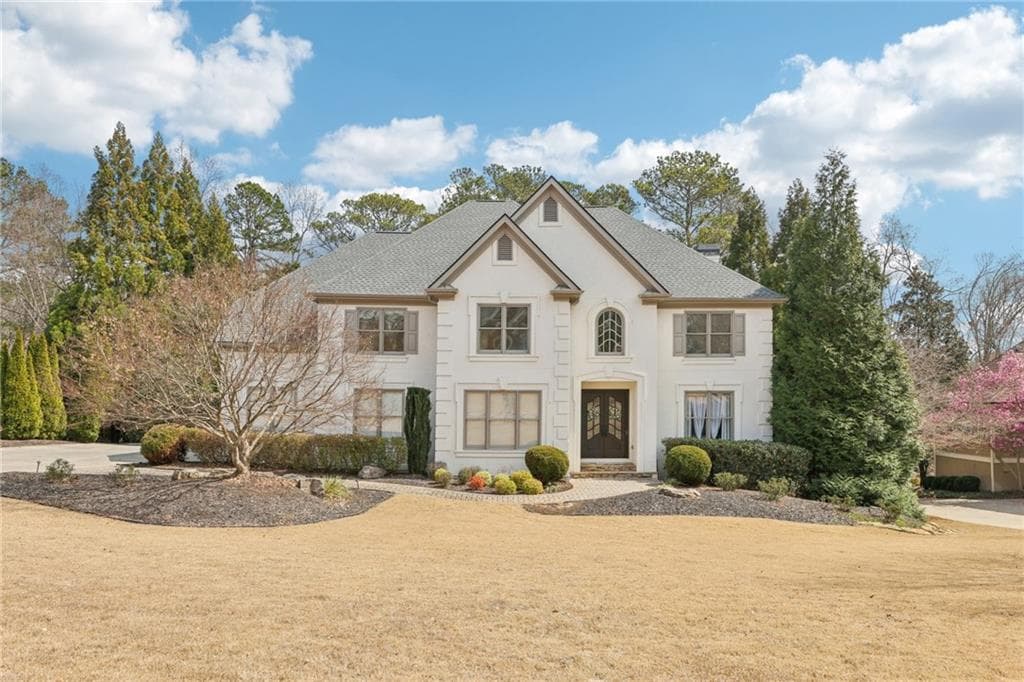 5 bedroom, 5 bathroom single family residence sold at 560 Hickory Oaks Court, Milton, GA 30004