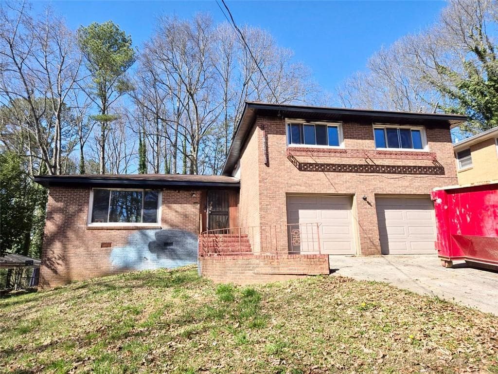 4 bedroom, 3 bathroom single family residence sold at 2348 JONES Road, Atlanta, GA 30318