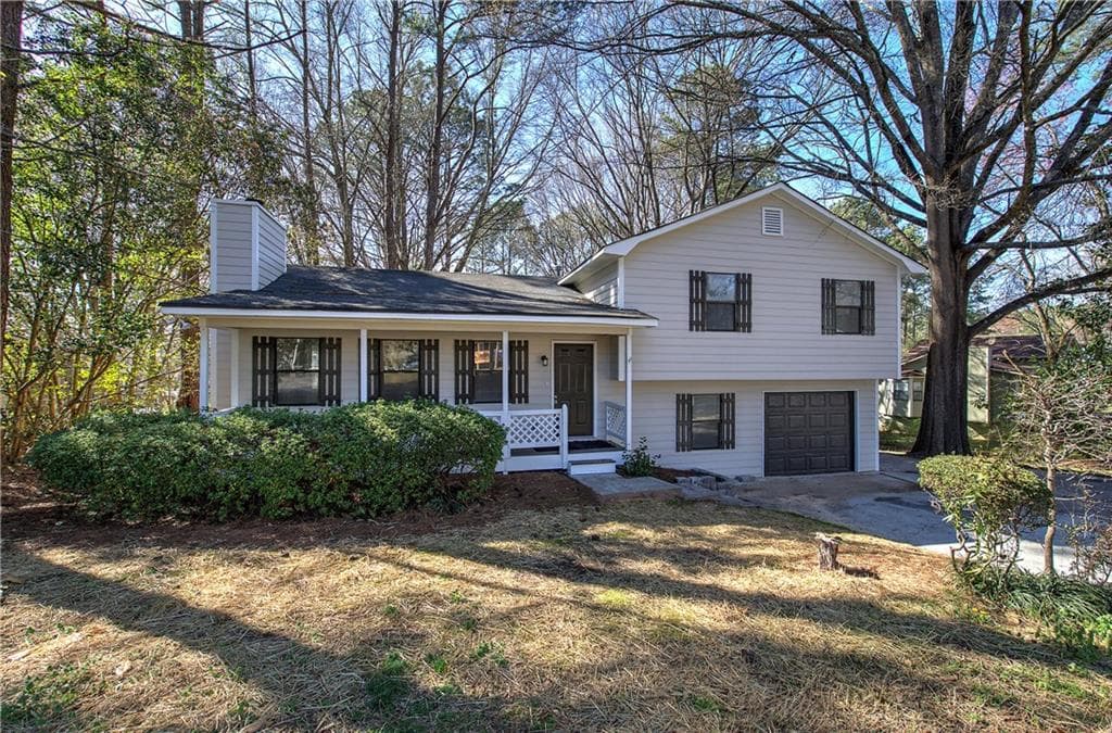 3 bedroom, 2 bathroom single family residence sold at 3184 Pinto Drive, Powder Springs, GA 30127
