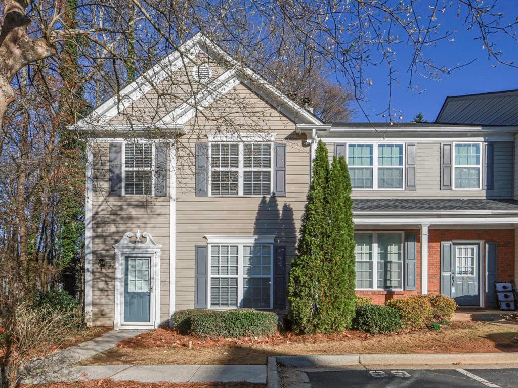 3 bedroom, 3 bathroom townhouse sold at 4645 Valais Court 89, Alpharetta, GA 30022