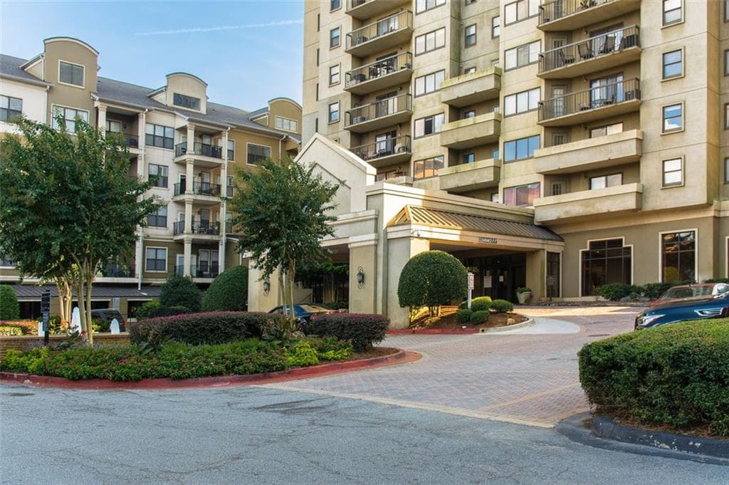 795 Hammond Drive 407, Sandy Springs, GA 30328 — most recent listing photo