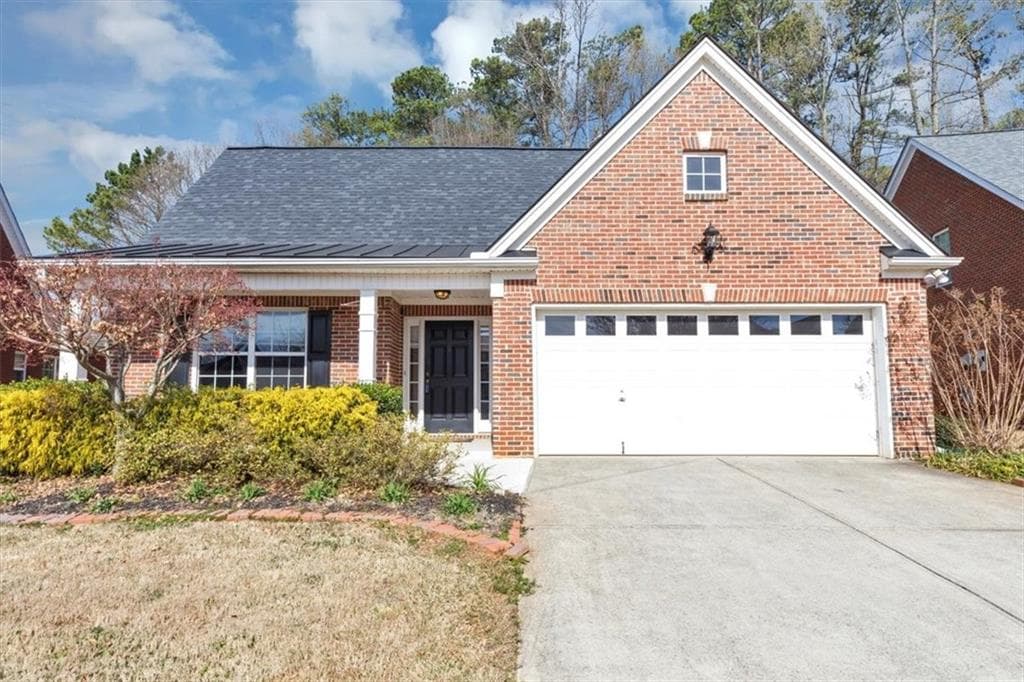 3 bedroom, 2 bathroom single family residence sold at 499 Bellbrook Lane, Lawrenceville, GA 30045
