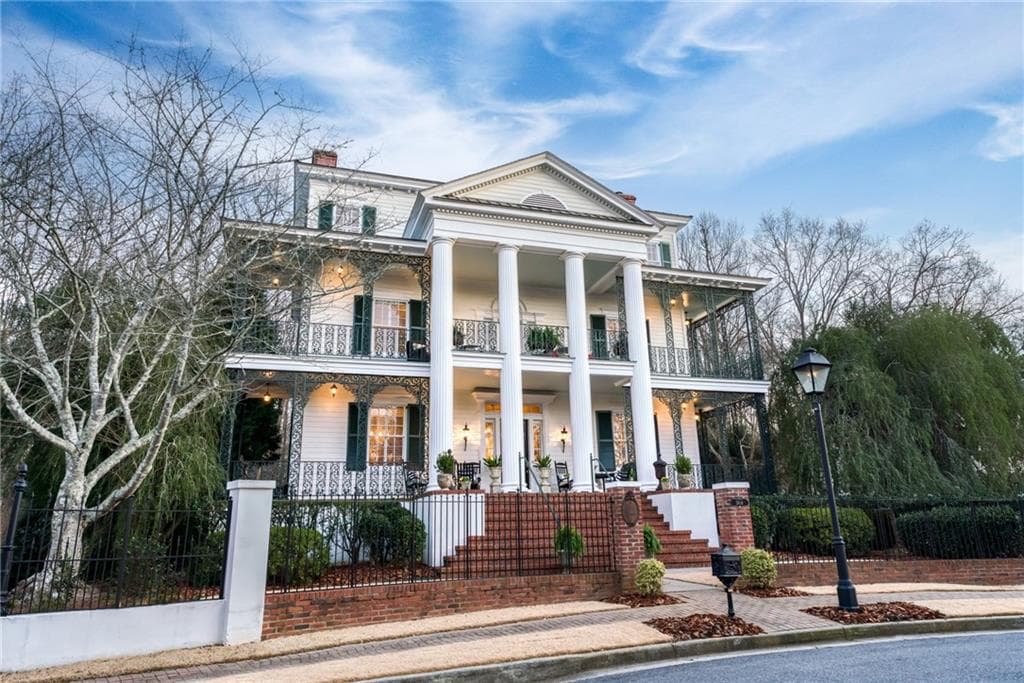 6 bedroom, 6 bathroom single family residence sold at 3816 Turnberry Court, Duluth, GA 30096