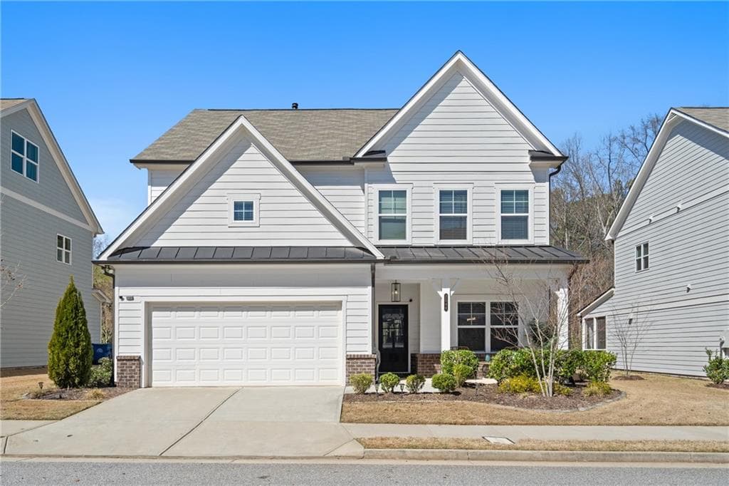 3 bedroom, 3 bathroom single family residence sold at 2046 Drew Drive, Atlanta, GA 30318