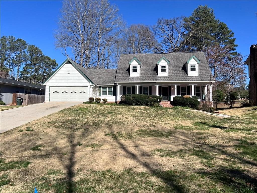 5 bedroom, 4 bathroom single family residence sold at 3750 Clubhouse Lane, Conyers, GA 30094