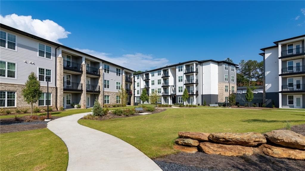 3 bedroom, 2 bathroom, 1,507 sq ft apartment for rent at 1065 Preston Boulevard C1, Lithia Springs, GA 30122 for $2,373 a month