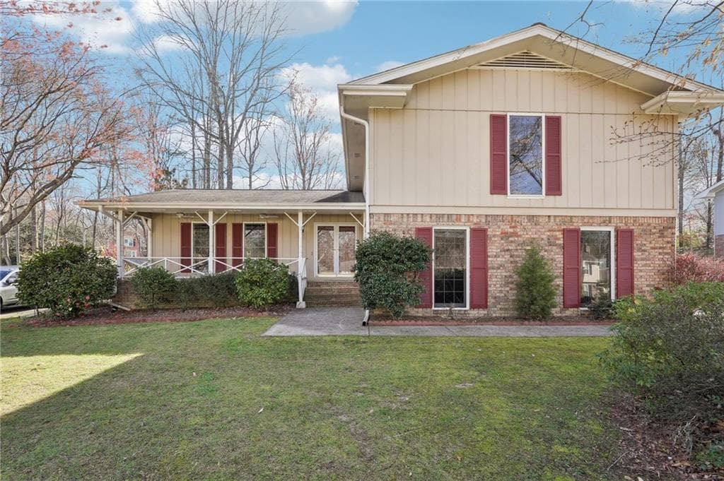4 bedroom, 3 bathroom single family residence sold at 4833 Village North Court, Atlanta, GA 30338