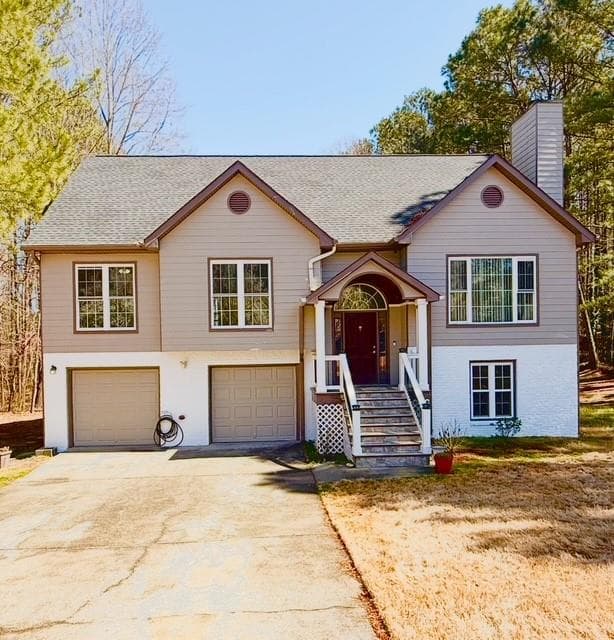 5 bedroom, 3 bathroom single family residence sold at 5011 CLIFF TOP Drive, Loganville, GA 30052
