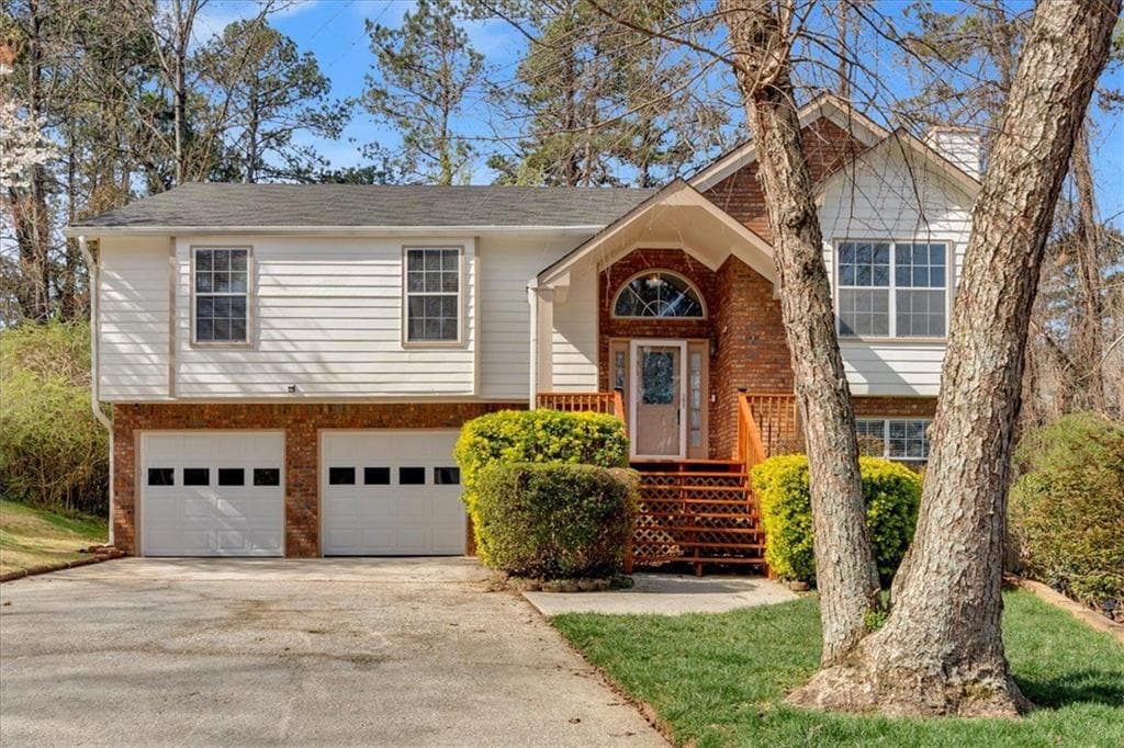 4 bedroom, 3 bathroom single family residence sold at 713 SHORE Lane, Lithonia, GA 30058