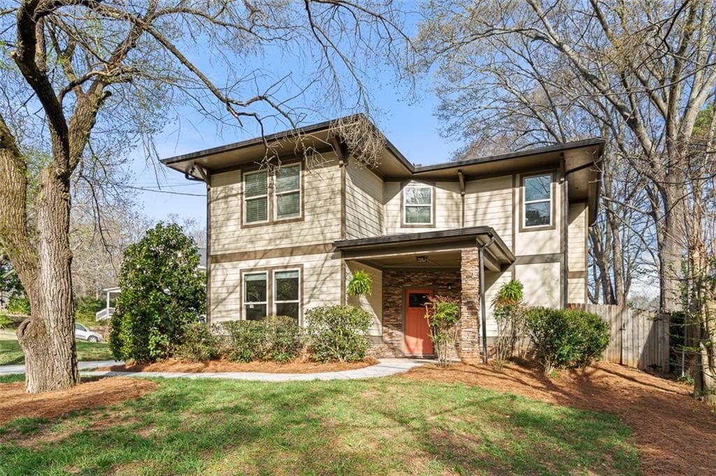 5 bedroom, 3 bathroom single family residence sold at 2011 BRAEBURN Circle, Atlanta, GA 30316