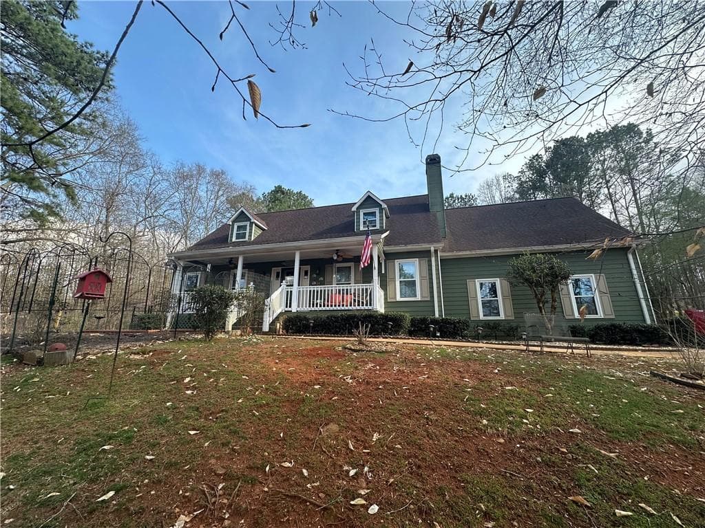 3 bedroom, 3 bathroom single family residence sold at 3511 Tanners Mill Road, Gainesville, GA 30507