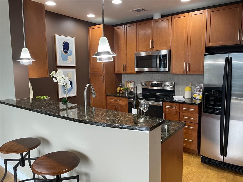 1 bedroom, 1 bathroom condominium sold at 855 Peachtree Street 2306, Atlanta, GA 30308
