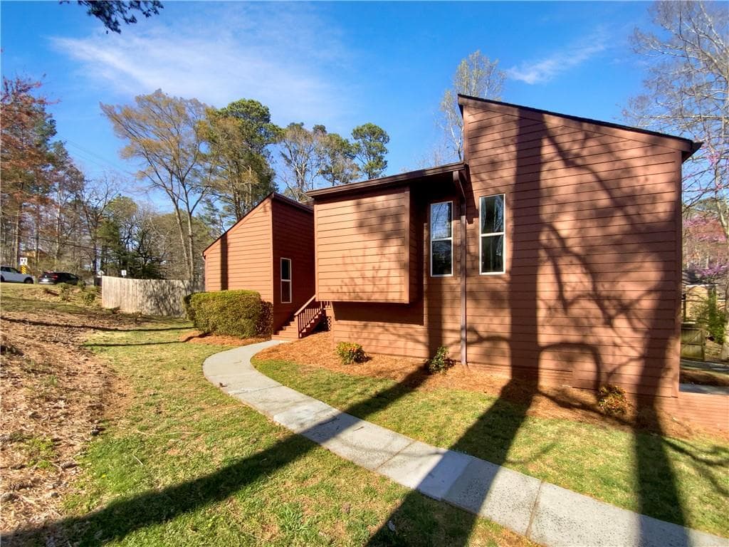 3 bedroom, 2 bathroom single family residence sold at 2111 Cedar Forks Drive, Marietta, GA 30062