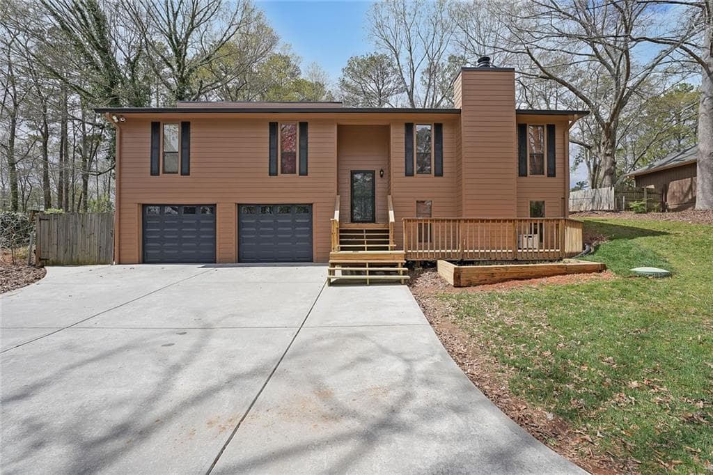 3 bedroom, 2 bathroom single family residence sold at 1072 Powell Wright Road, Marietta, GA 30066