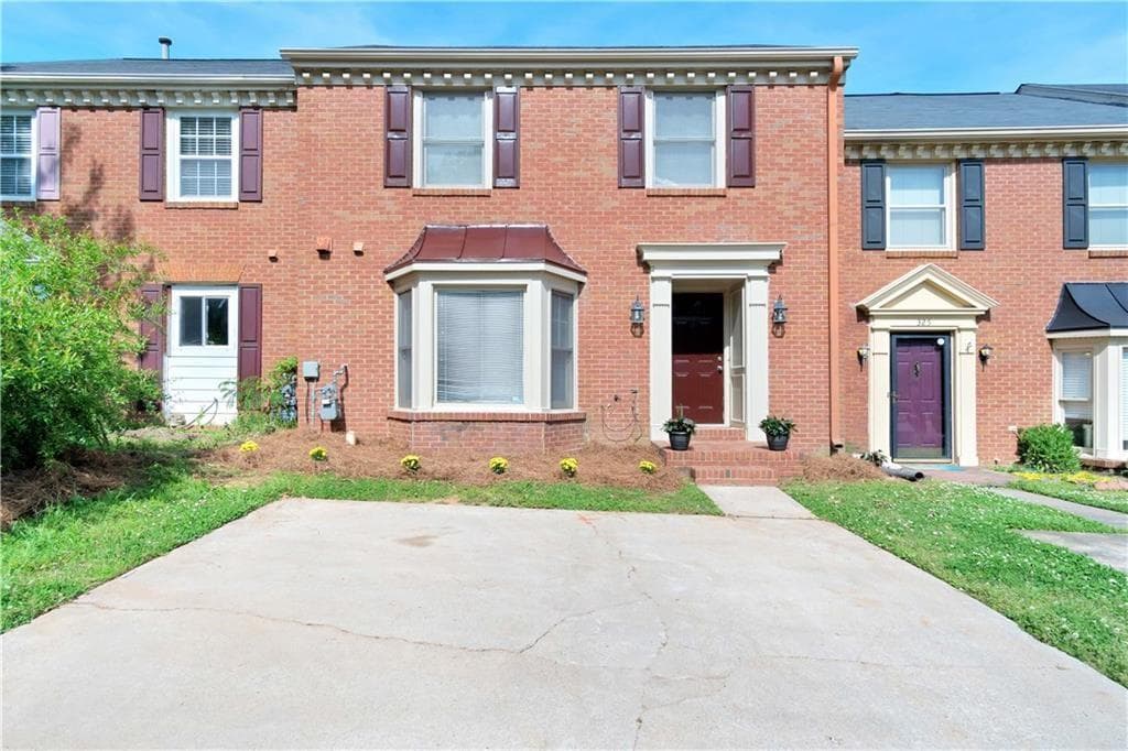 2 bedroom, 2 bathroom townhouse sold at 315 Towergate Place, Atlanta, GA 30350
